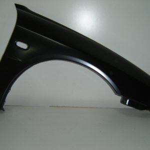 ALETA DEL DERECHA - MITSU LANCER 96-